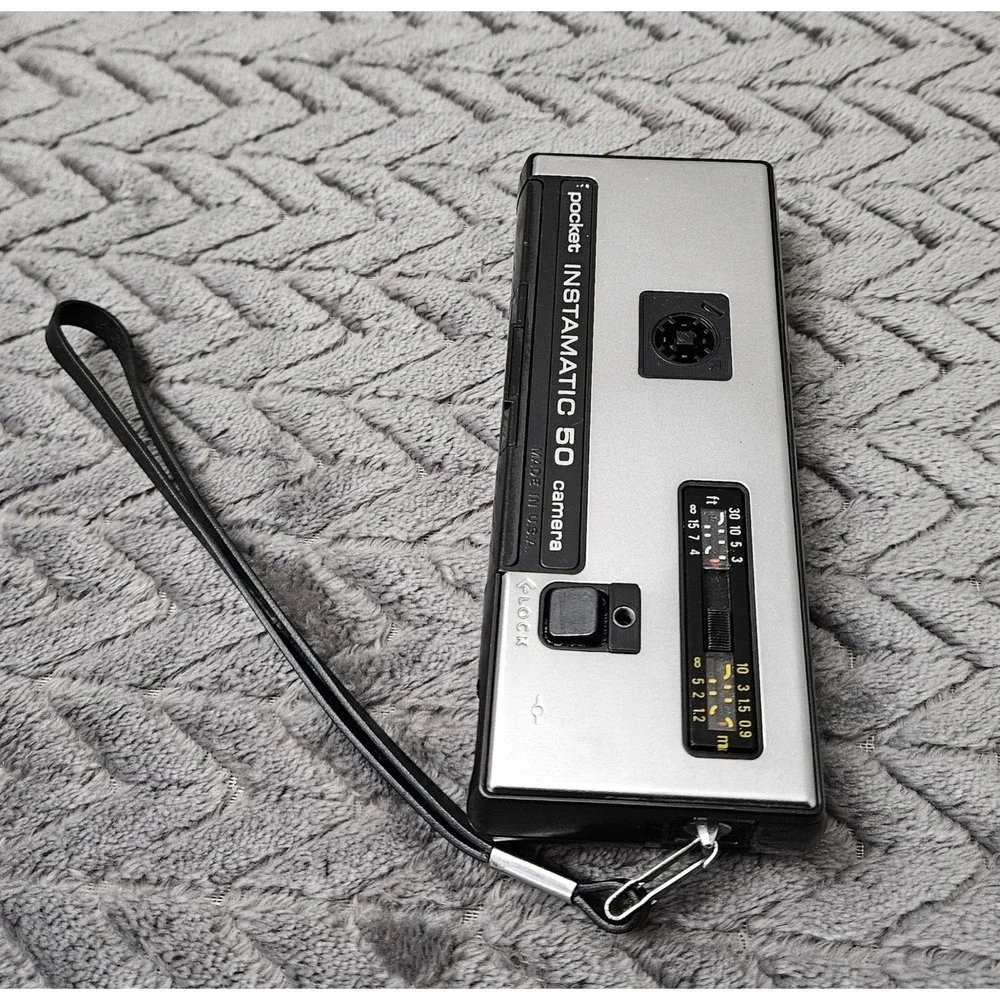 KODAK Pocket Instamatic 50 Camera UNTESTED! Made‎ In USA Black Silver